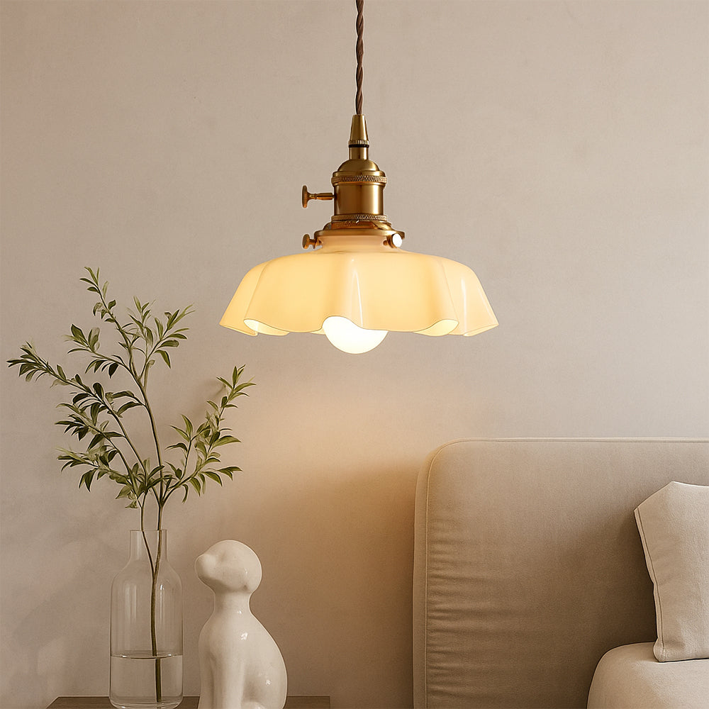French Style Pendant Light with Scalloped Cream Glass Shade, Brass Ceiling Pendant for Dining Table, Kitchen & Bedroom, Adjustable, E27, Ø25cm